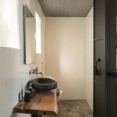 Panda Art Apartman *