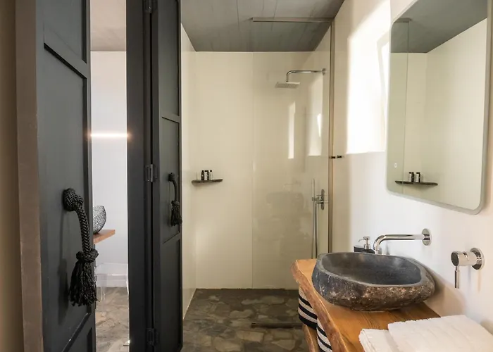 Panda Art Apartment Ano Mera