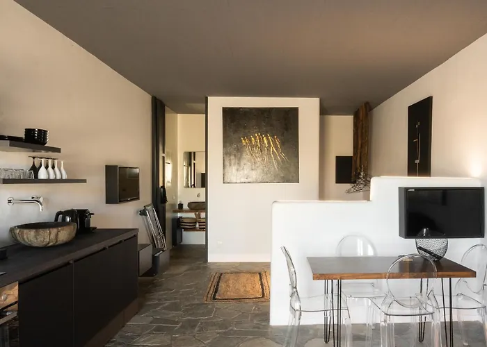 Apartment Panda Art Ano Mera